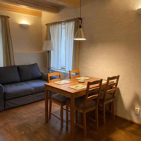 U Dr. Fausta Apartment Славонице Екстериор снимка
