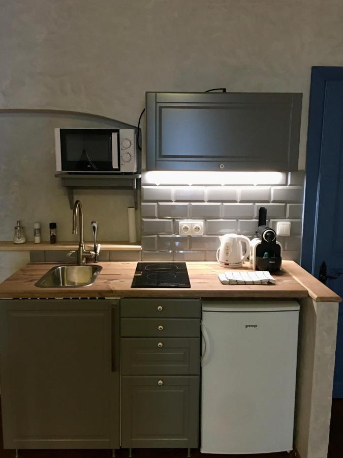 U Dr. Fausta Apartment Славонице Екстериор снимка