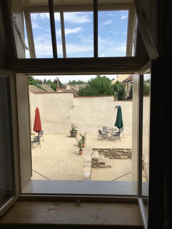 U Dr. Fausta Apartment Славонице Екстериор снимка